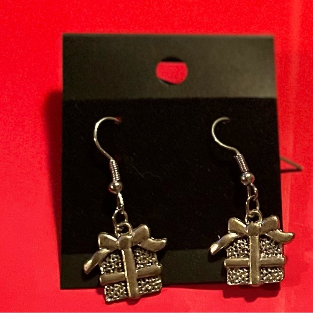 Metal Gift Box Earrings